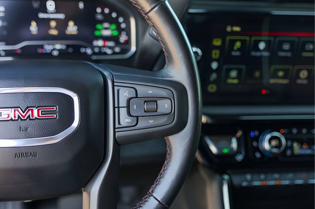 Used 2025 GMC Sierra 2500 AT4X AWD/4WD image 16
