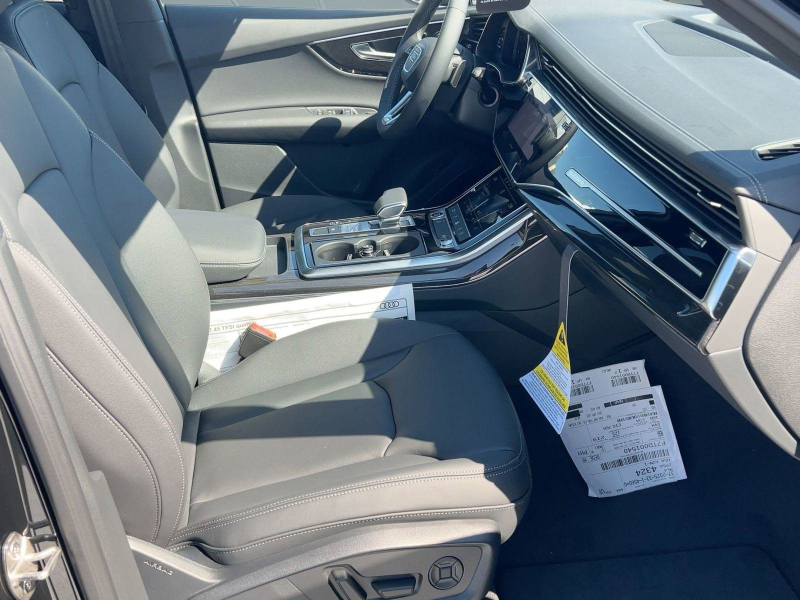 New 2026 Audi Q7 2.0T Premium w/ Convenience Plus Package AWD/4WD image 29