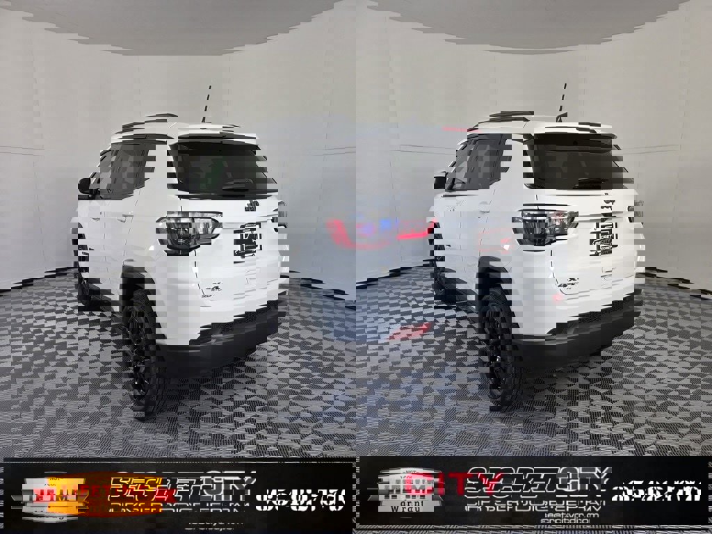 New 2026 Jeep Compass Latitude image 5