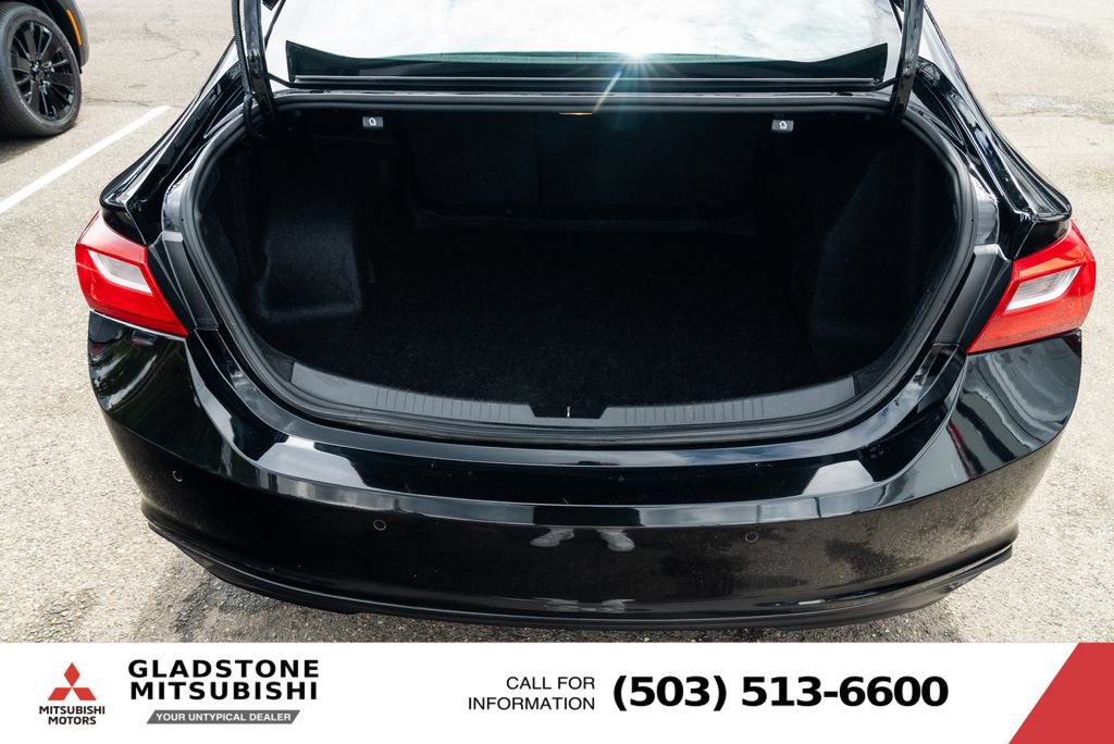 Used 2024 Chevrolet Malibu LT FWD image 8