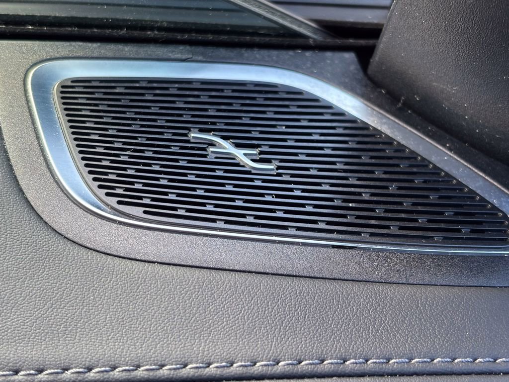 Used 2024 Mercedes-Benz GLC 300 4MATIC image 19