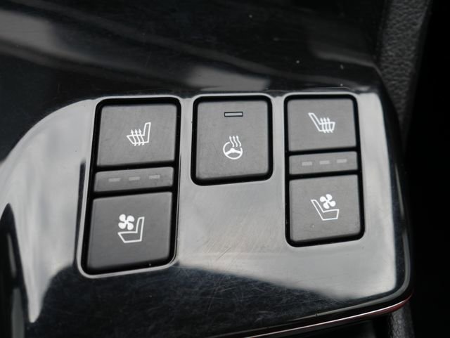 Used 2023 Kia Sportage SX image 4