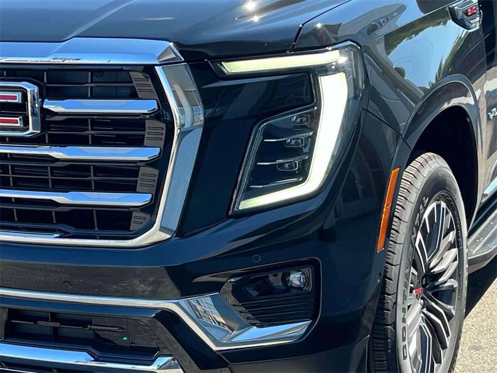 New 2025 GMC Yukon XL Elevation image 9