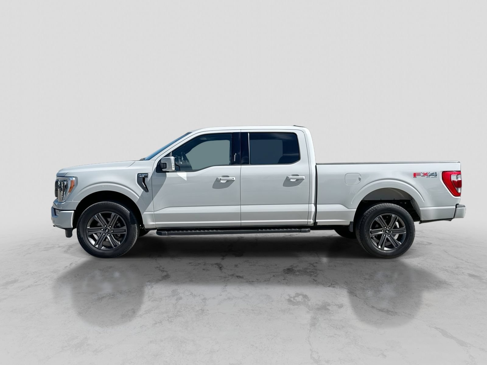 Used 2023 Ford F150 Lariat w/ Equipment Group 502A High AWD/4WD image 3
