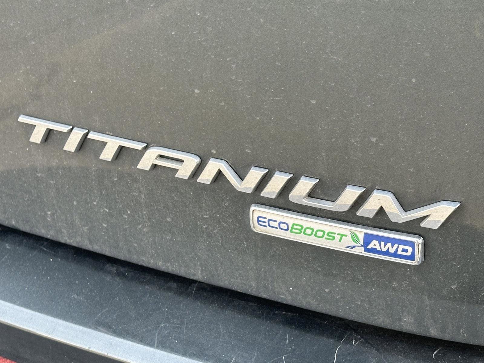 Used 2015 Ford Edge Titanium w/ Equipment Group 302A image 10