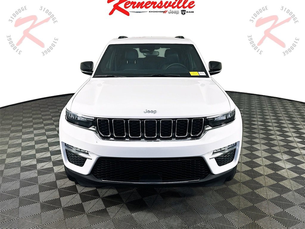 Used 2024 Jeep Grand Cherokee Limited image 2