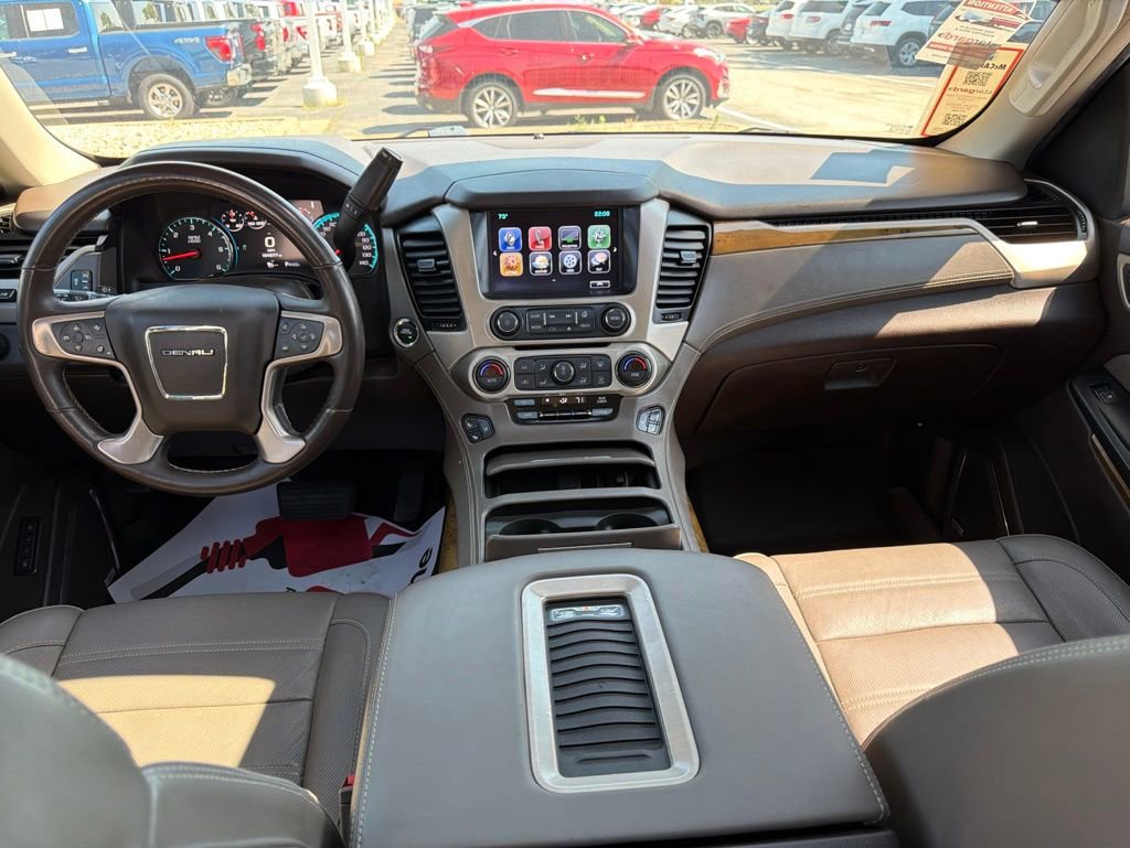 Used 2017 GMC Yukon XL Denali w/ Open Road Package AWD/4WD image 9