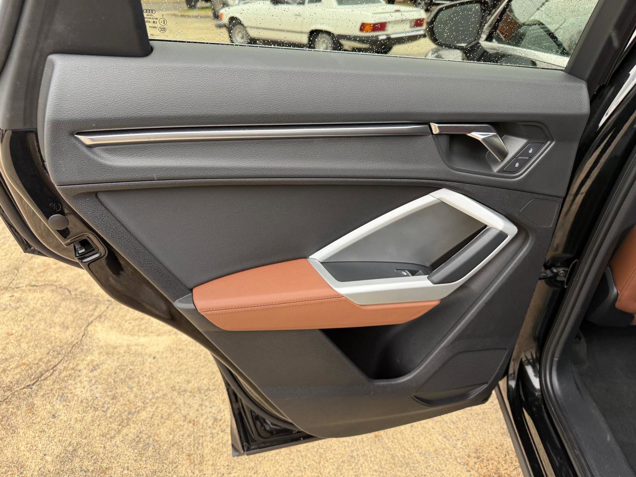 Used 2020 Audi Q3 2.0T Premium w/ Convenience Package image 23