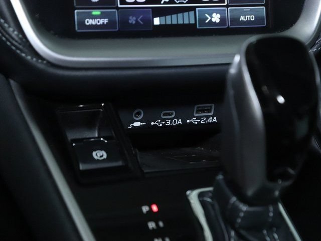 Used 2023 Subaru Legacy Limited AWD/4WD image 27