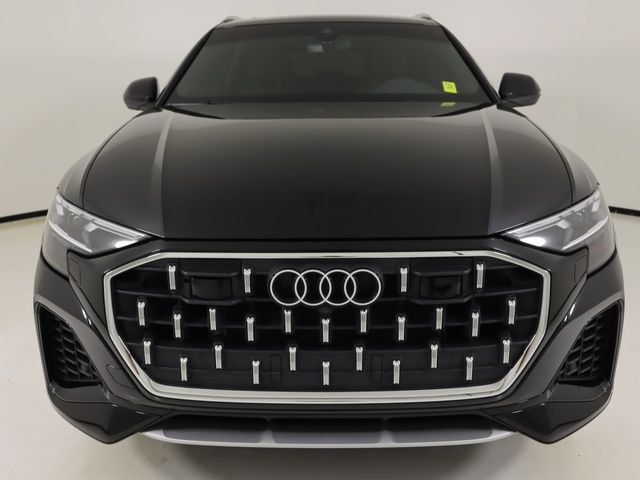 Certified 2024 Audi Q8 Premium Plus w/ Premium Plus Package AWD/4WD image 8