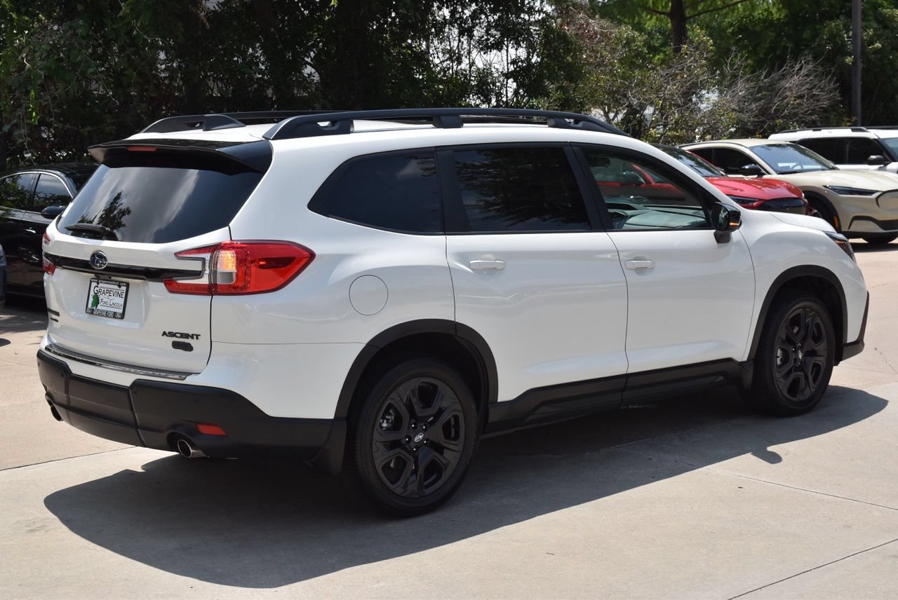 Used 2025 Subaru Ascent Bronze Edition AWD/4WD image 7