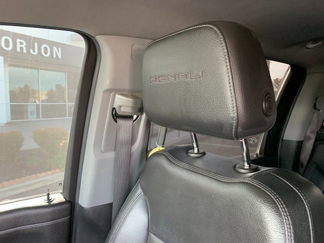 Used 2023 GMC Sierra 2500 Denali w/ Denali Ultimate Package image 24