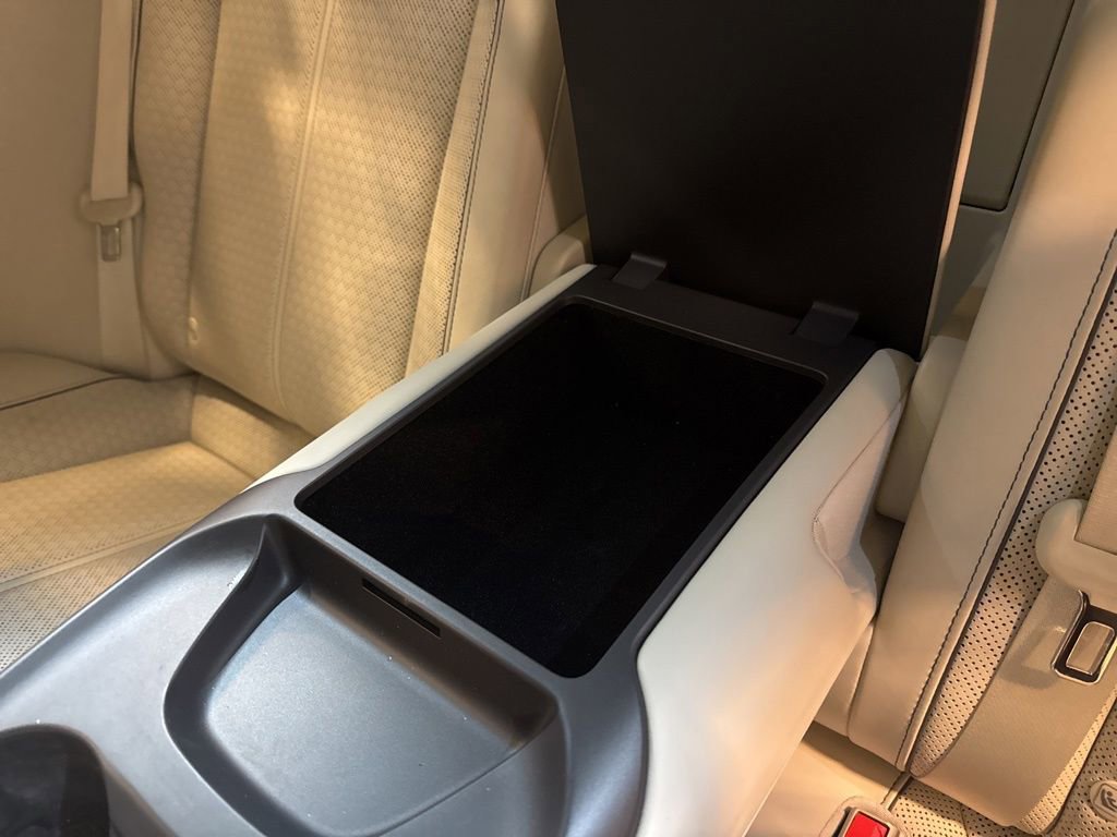 Used 2022 Lucid Air Dream Edition image 40