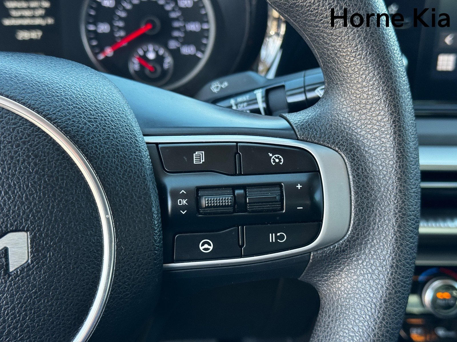 Used 2024 Kia K5 LXS image 17