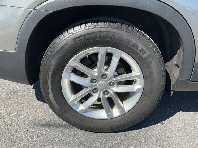 Used 2015 Kia Sorento LX AWD/4WD image 16