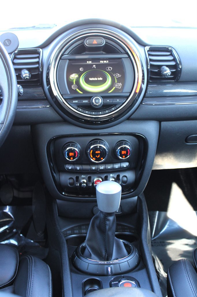 Used 2016 MINI Cooper Clubman S image 14