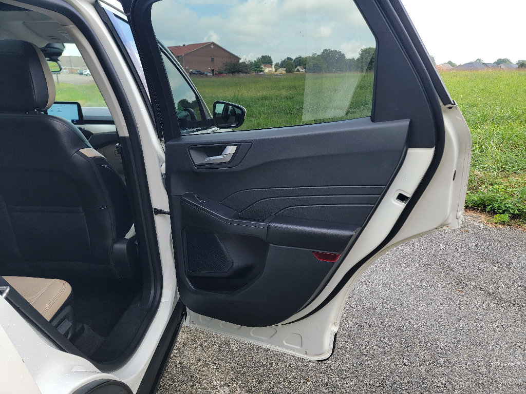 Used 2022 Ford Escape SEL FWD image 29