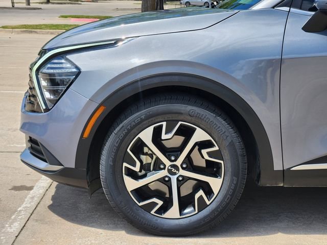 Used 2024 Kia Sportage EX image 8