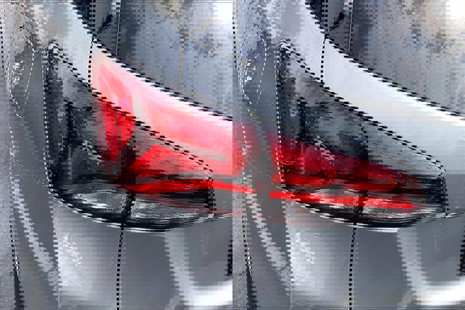 Used 2023 Chevrolet Equinox LT image 28