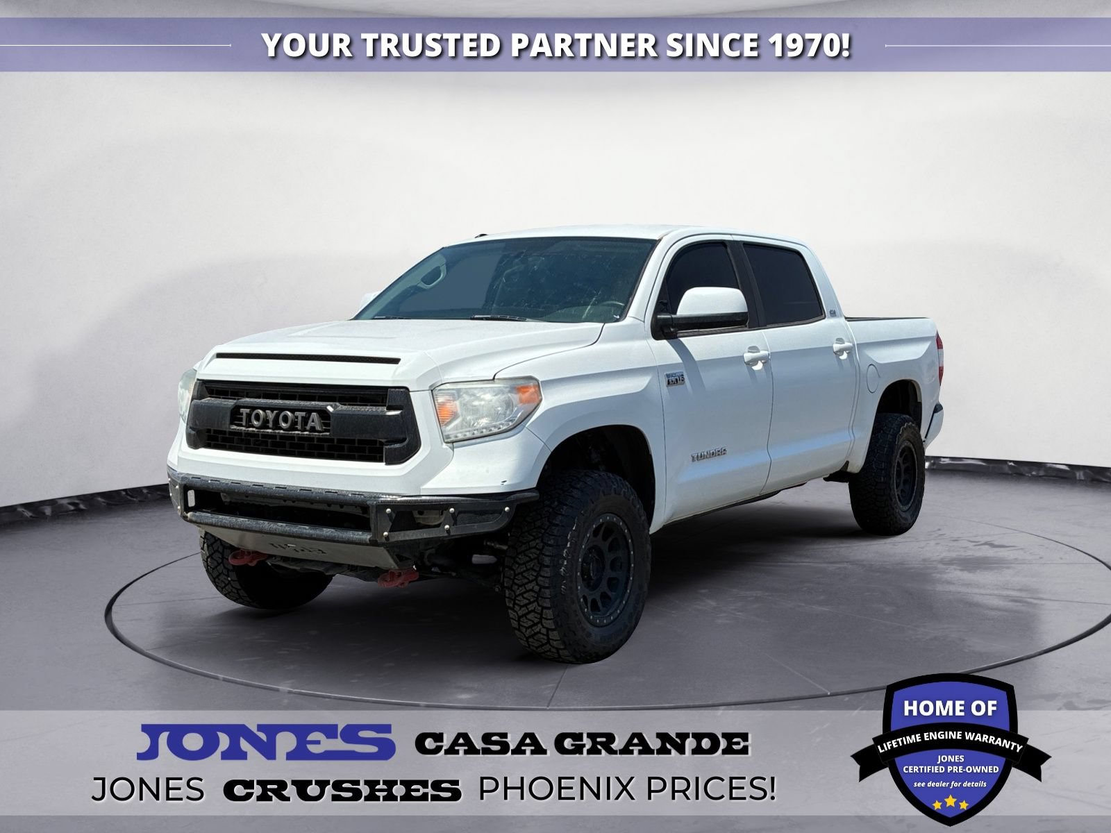 Used 2017 Toyota Tundra SR5 w/ TRD Off Road Package AWD/4WD image 1