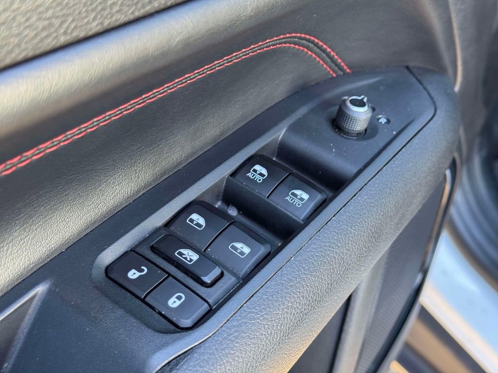 Used 2024 Jeep Compass Trailhawk AWD/4WD image 17