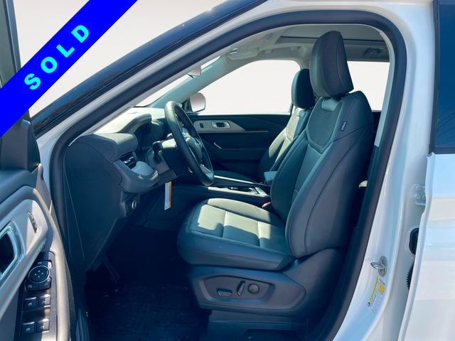 New 2025 Ford Explorer Active w/ Active Comfort Package AWD/4WD image 9