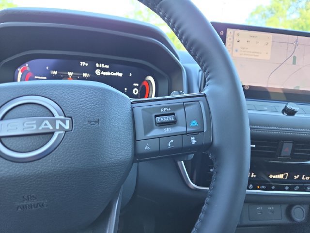 Used 2025 Nissan Rogue SL FWD image 19