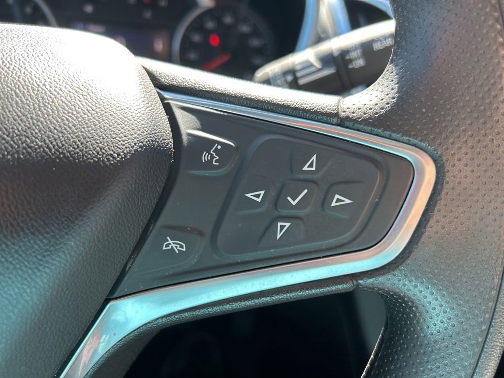 Used 2022 Chevrolet Equinox LS w/ LS Convenience Package image 22