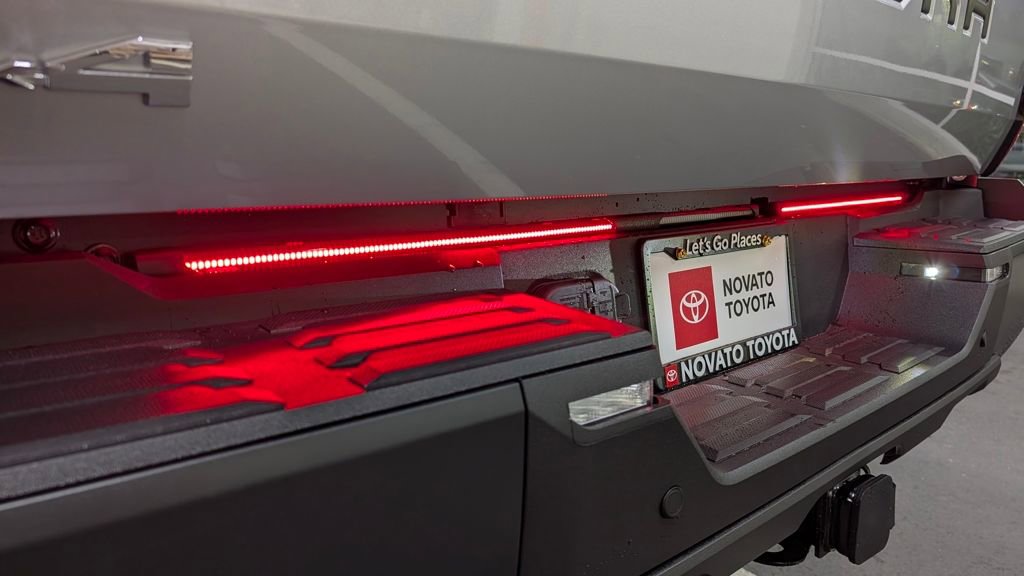 New 2026 Toyota Tundra SR5 image 7