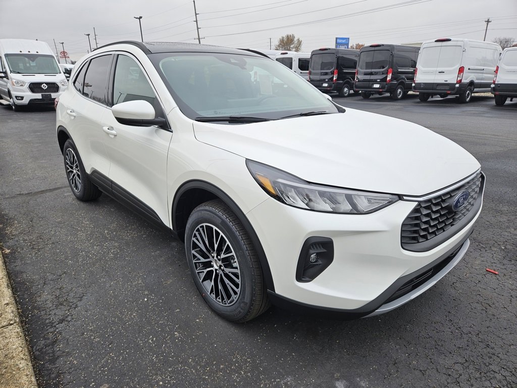 New 2026 Ford Escape SE image 5