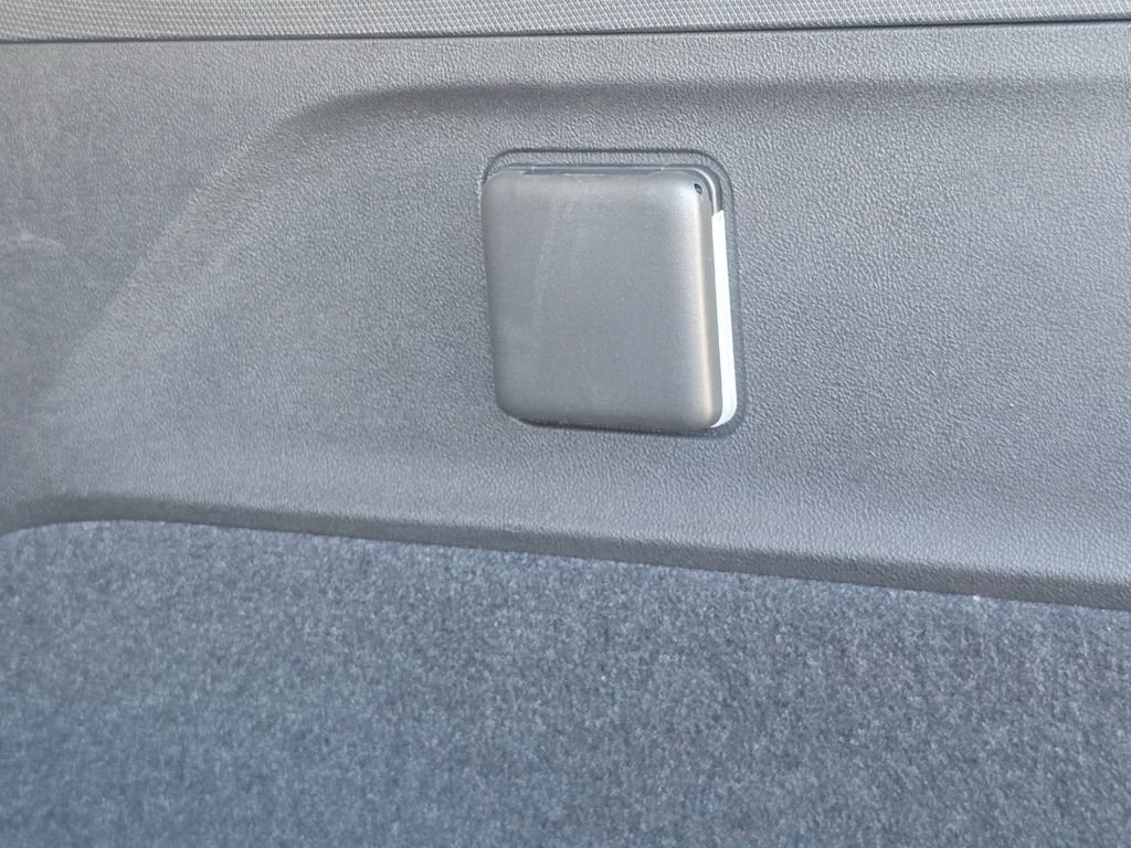 New 2026 Cadillac Escalade IQ Sport 2 w/ LPO, ONYX Package image 39