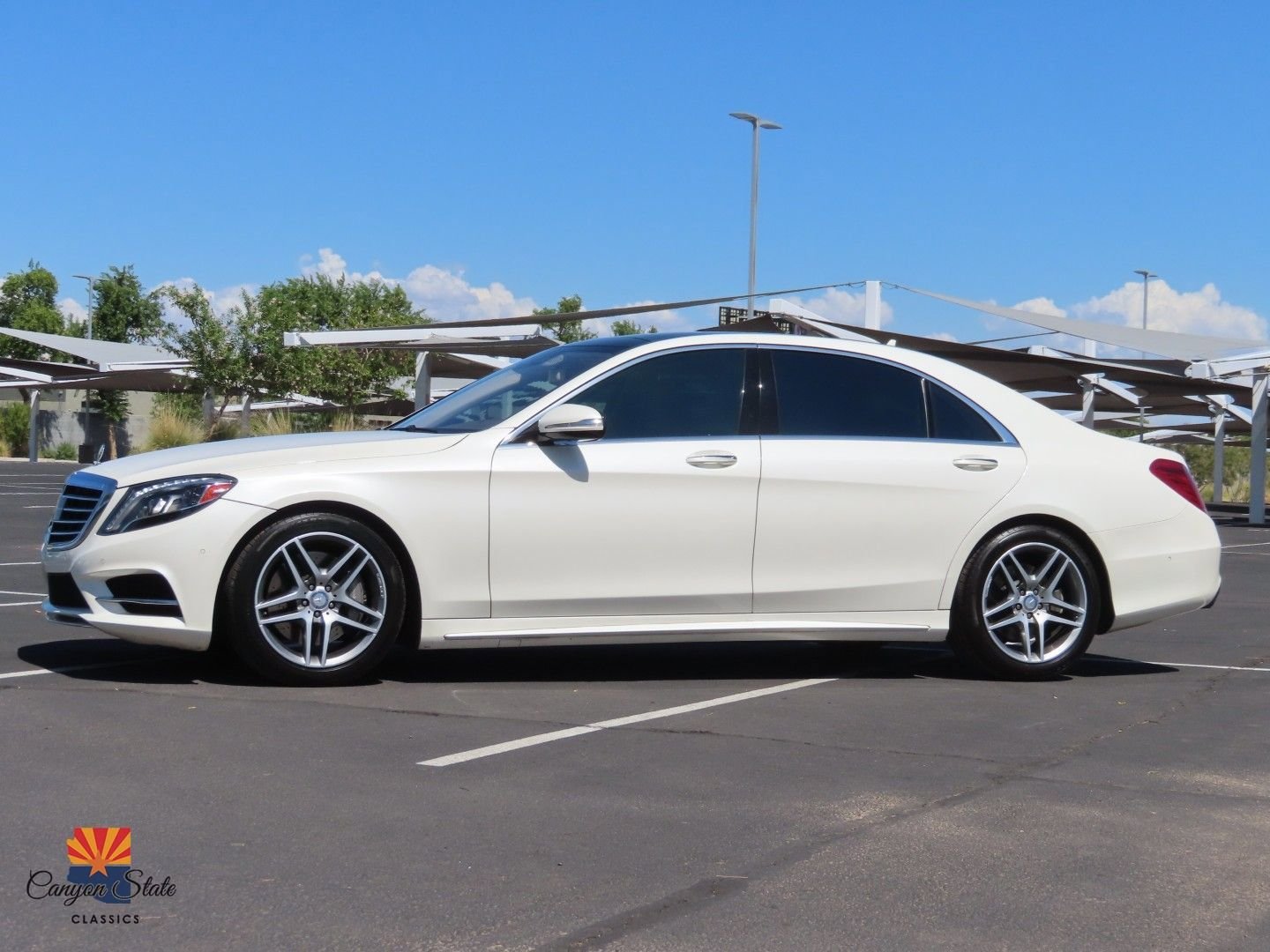 Used 2014 Mercedes-Benz S 550 Sedan w/ Sport Package w/ Sport Package image 13