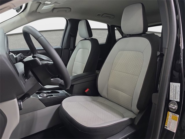 Used 2023 Ford Escape Active image 14