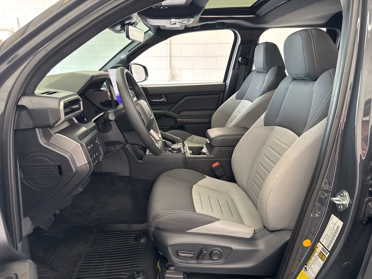 Certified 2025 Toyota Tacoma TRD Off-Road w/ TRD Off Road Upgrade Package image 13