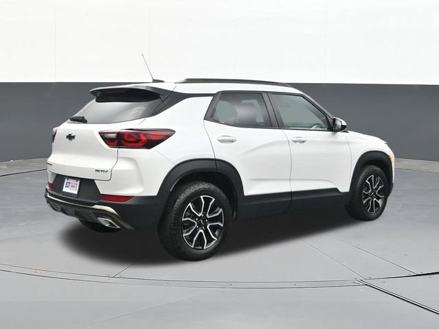 Used 2025 Chevrolet TrailBlazer ACTIV image 14