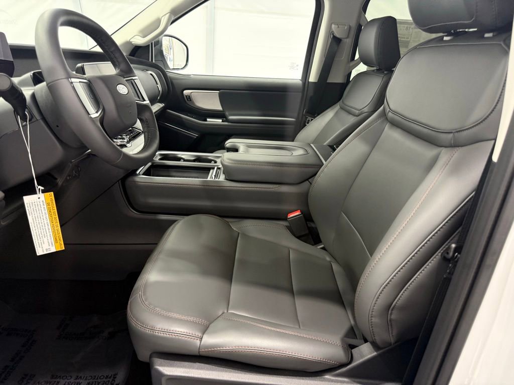New 2025 Ford Expedition Max Active image 16