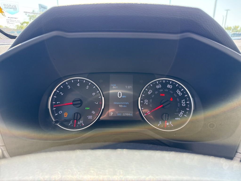 Used 2020 Toyota RAV4 XLE Premium image 12