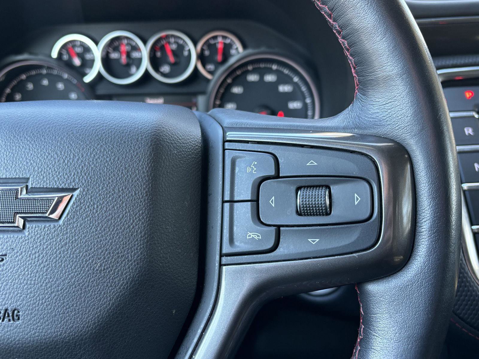 Used 2021 Chevrolet Suburban RST w/ Rear Media and Nav Package image 28