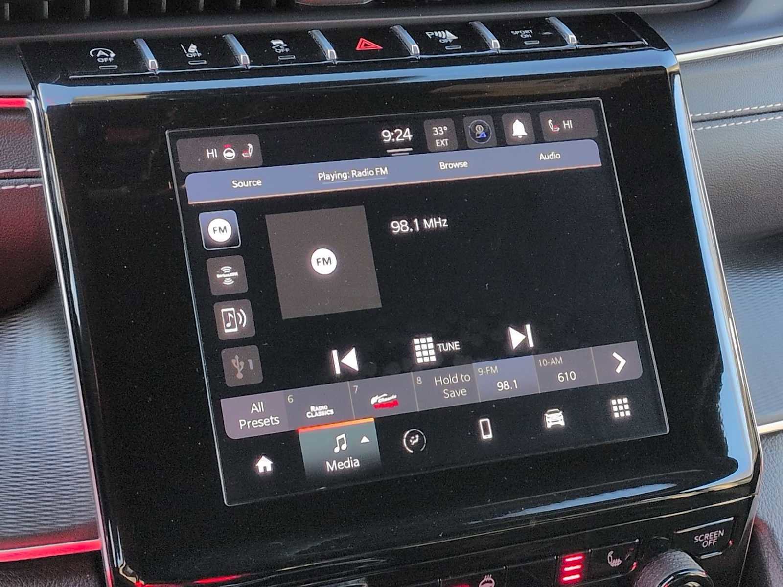 Used 2024 Jeep Grand Cherokee Altitude image 29