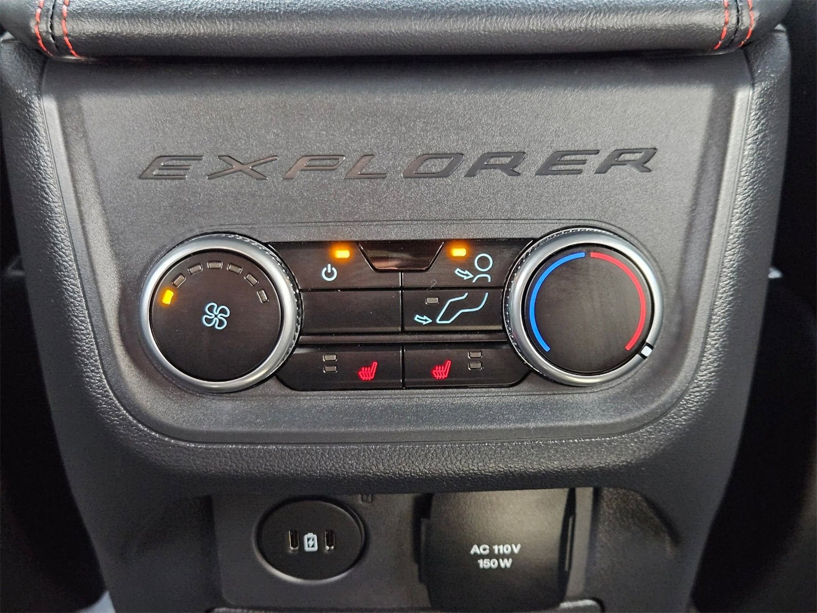 Used 2025 Ford Explorer ST image 21