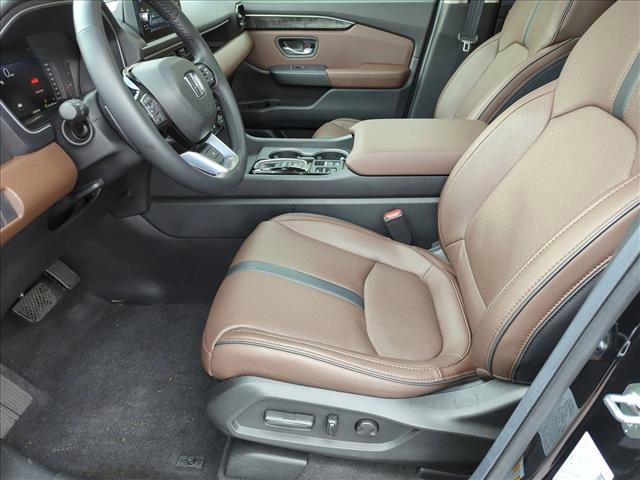 Certified 2025 Honda Pilot Elite image 16