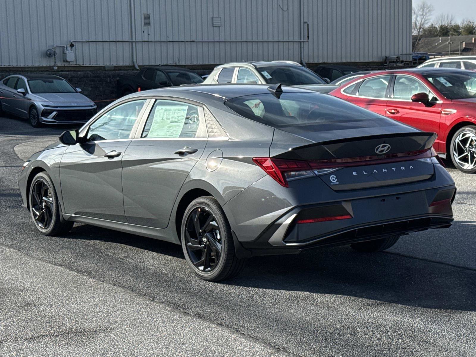 New 2026 Hyundai Elantra SEL image 15