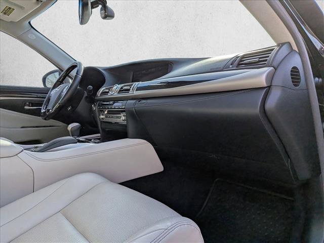 Used 2014 Lexus LS 460 L image 22