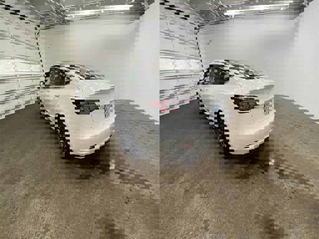 Used 2018 Tesla Model 3 Long Range image 4