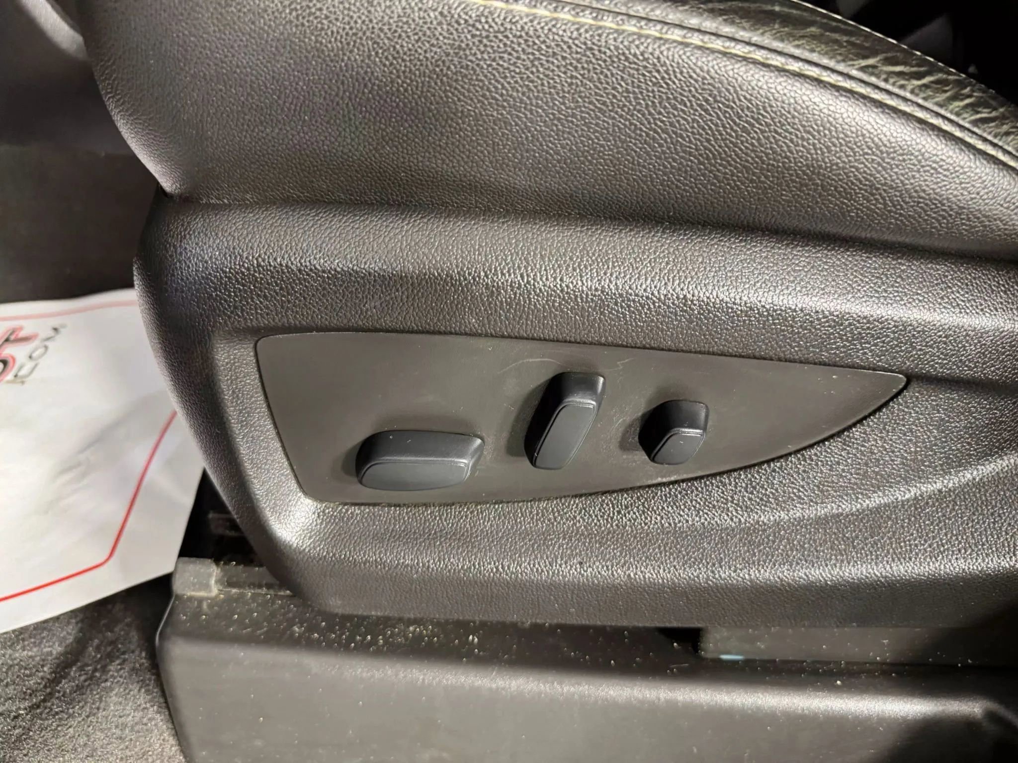 Used 2019 Chevrolet Suburban LT image 37