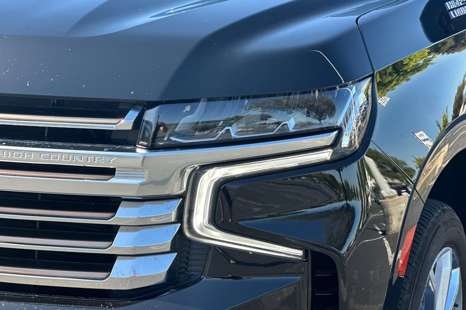 Used 2023 Chevrolet Suburban High Country AWD/4WD image 51