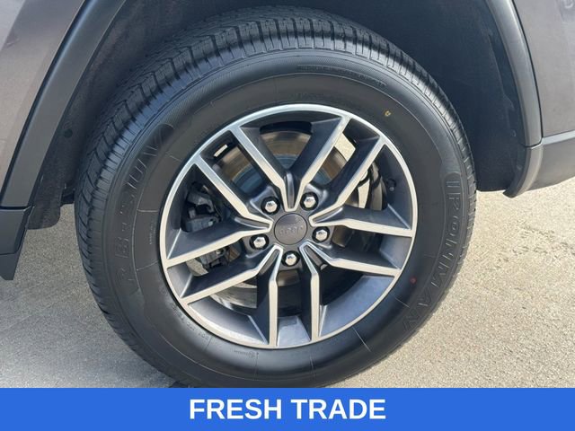 Used 2019 Jeep Grand Cherokee Limited w/ Luxury Group II image 7