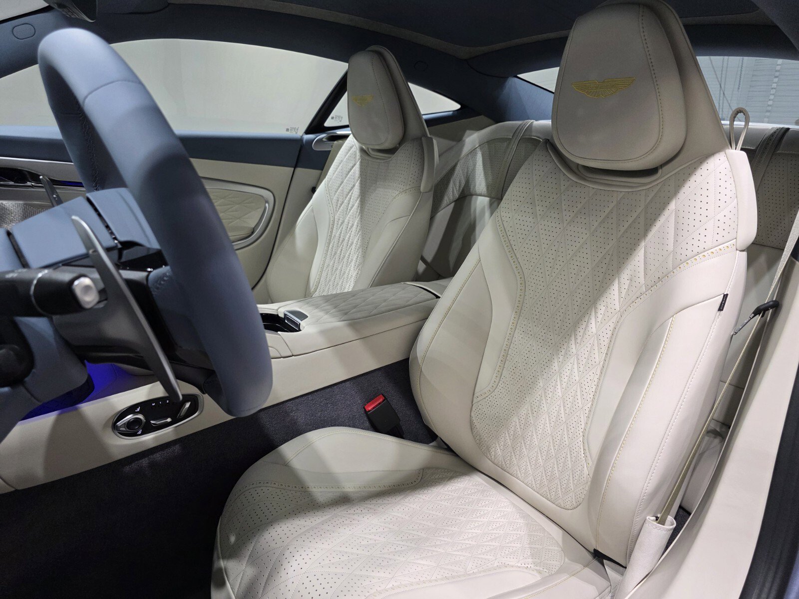 New 2026 Aston Martin DB12 Coupe image 12