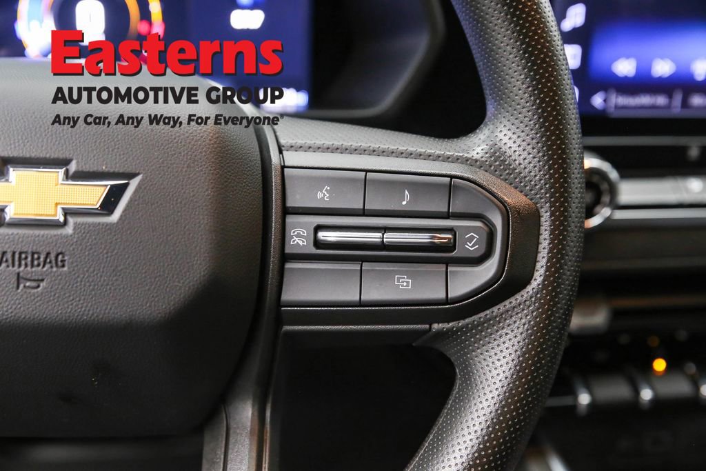 Used 2024 Chevrolet Colorado W/T w/ Technology Package image 16