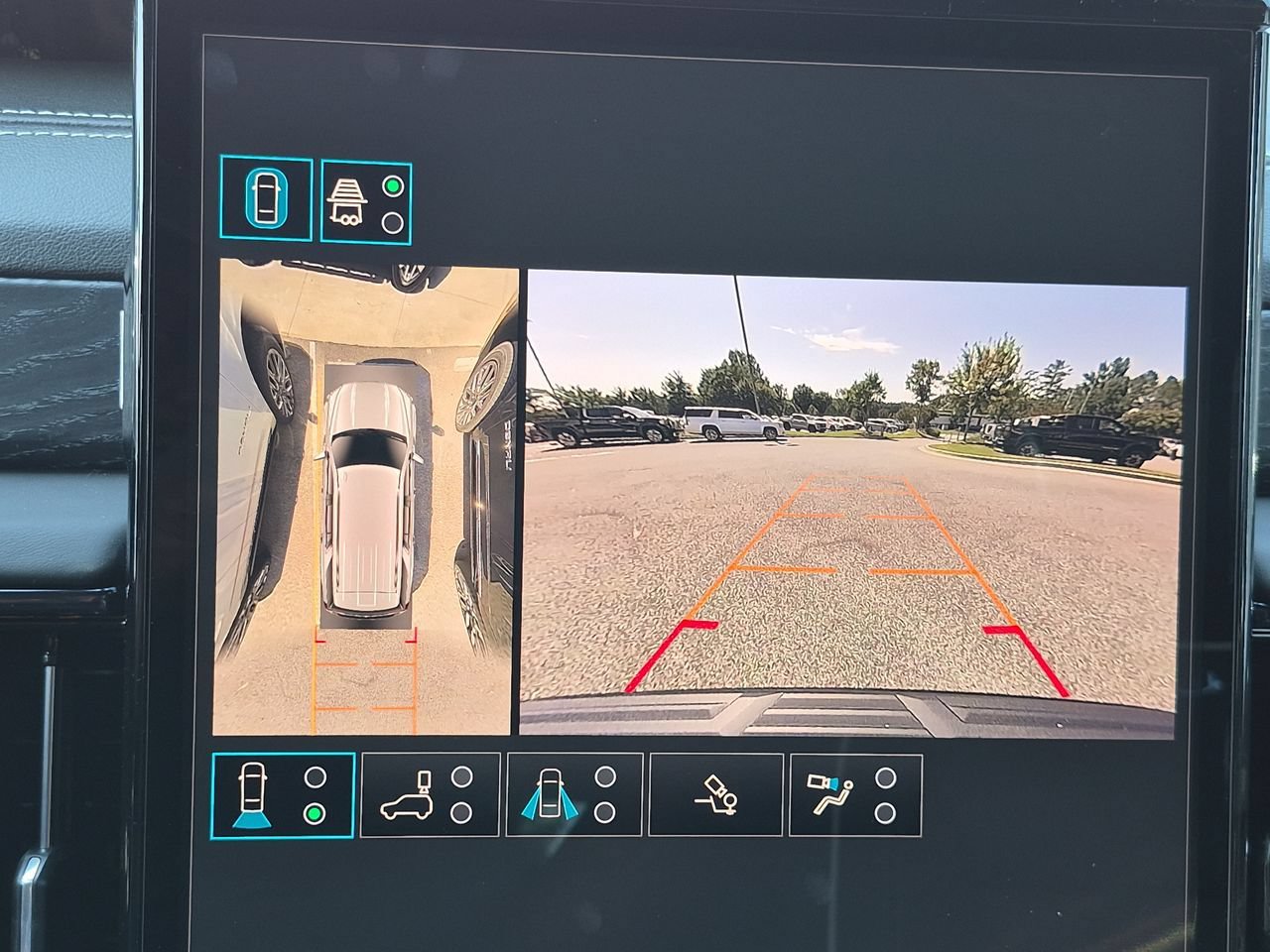 New 2026 GMC Yukon AT4 Ultimate AWD/4WD image 15